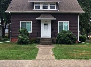 303 McKinley Ave, Kewanee, IL 61443