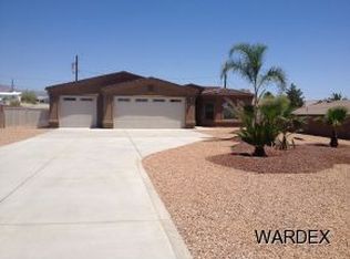 1052 Hurricane Dr, Lake Havasu City, AZ 86403
