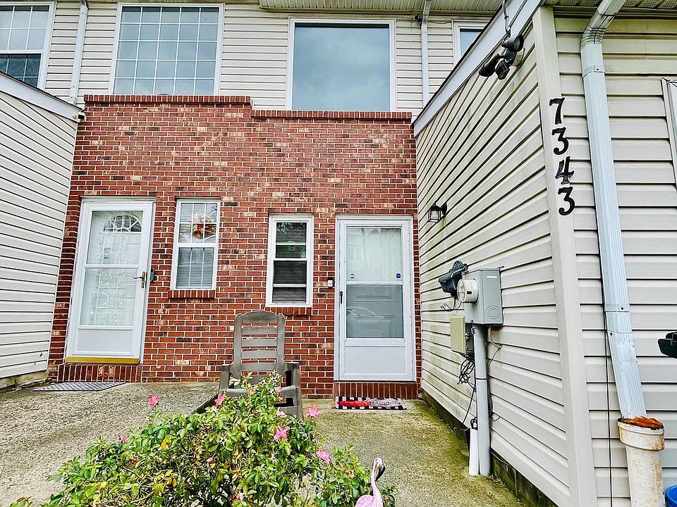 1st image of 7343 Rockwell Ave