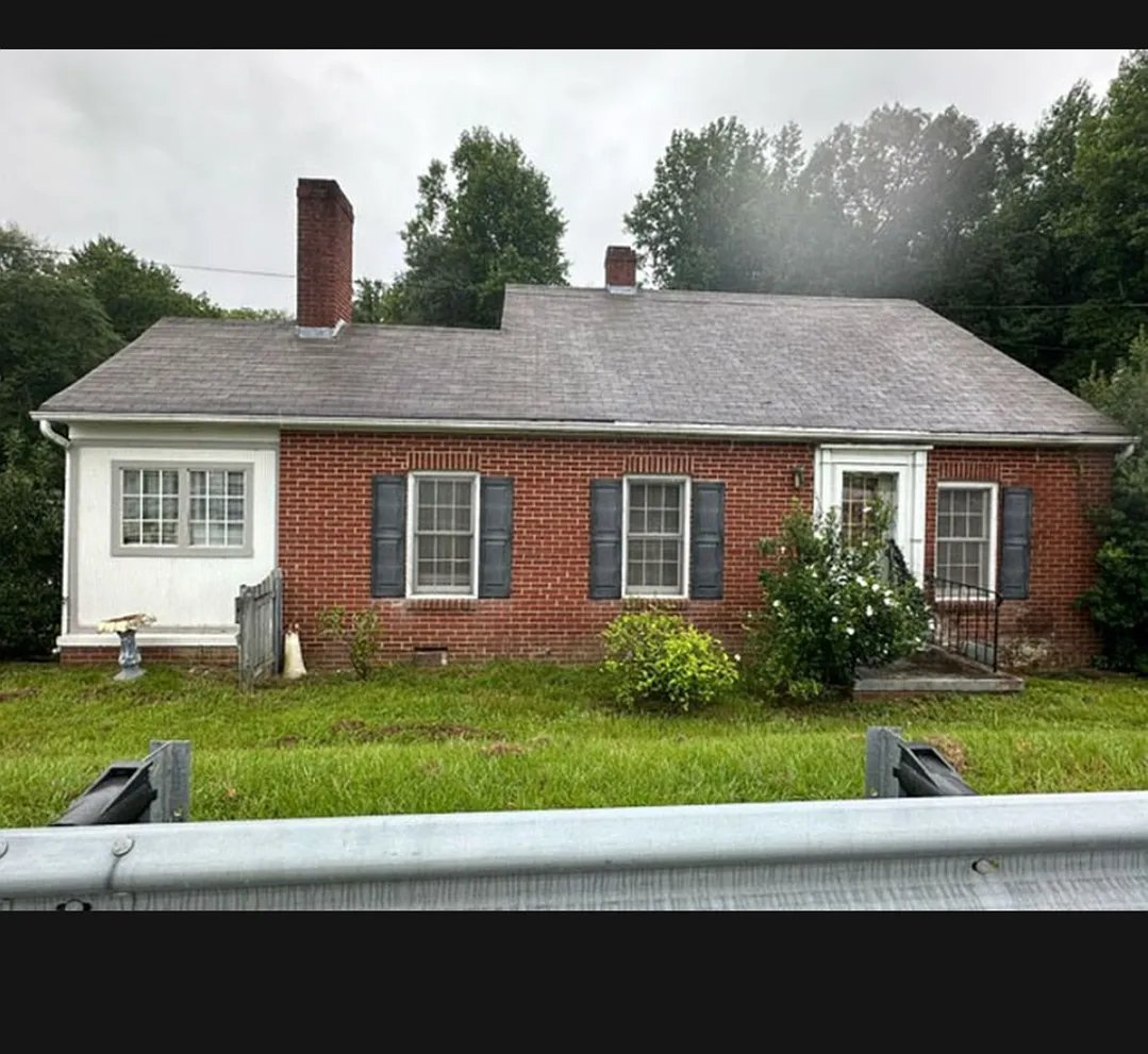 3 bed, 1670 sqft, $1,990 — Photo 1