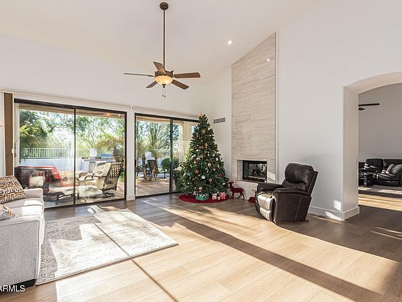 4th image of 10907 E BELLA VISTA Drive