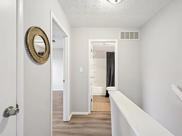 Park Place Apartments — Photo 18