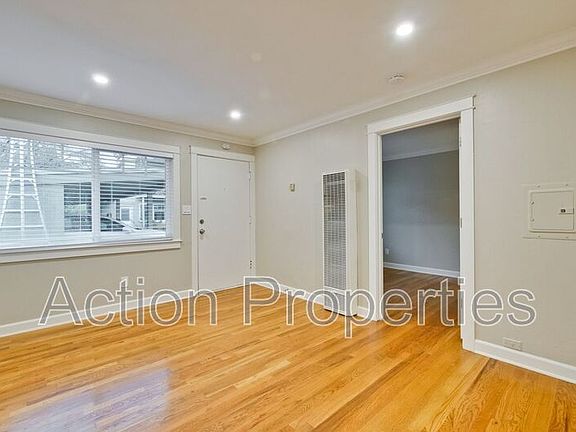 3rd image of 366 & 372 Camille Ct #366-3