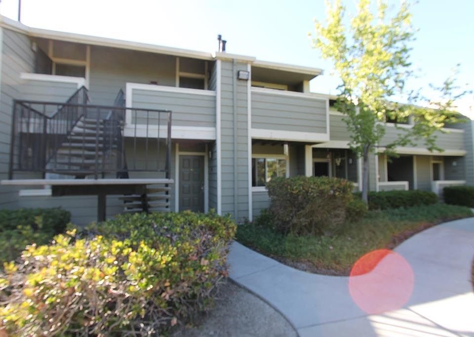 1st image of 1980 Prince George Dr