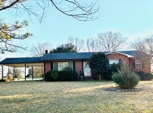 150 Old Georgia Rd, Statesville, NC 28625