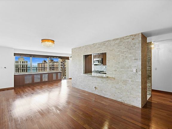 3rd image of 460 Neptune Ave APT 22P