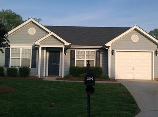 2797 Green Crest Ct, Greensboro, NC 27406