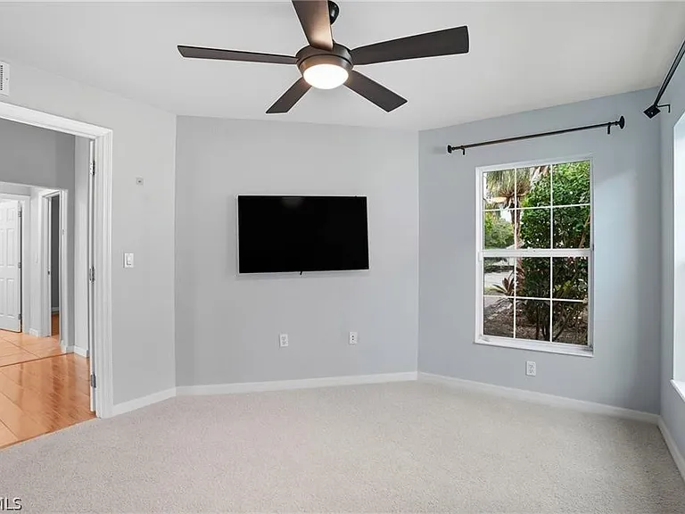 2427 Woodbourne Pl — Photo 18