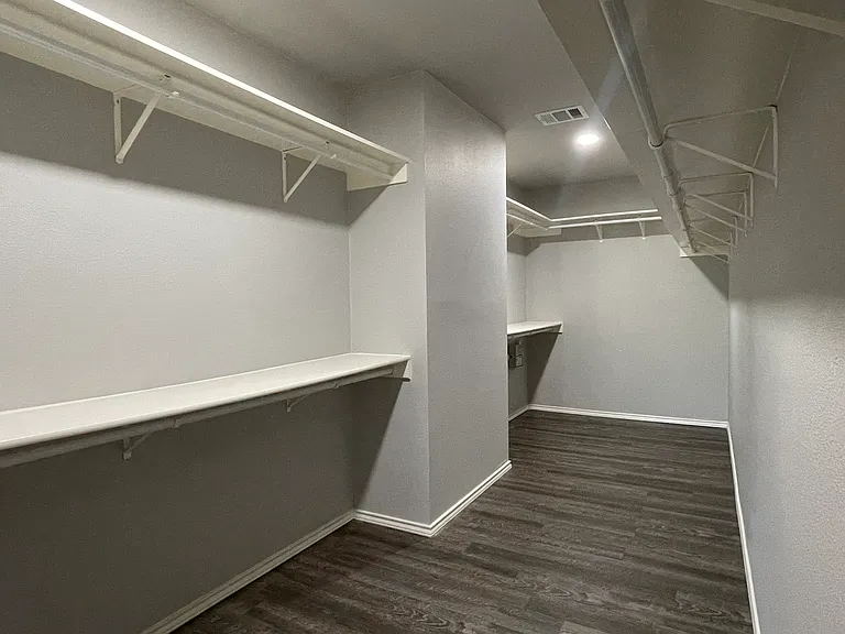 21938 Legend Point Dr — Photo 39