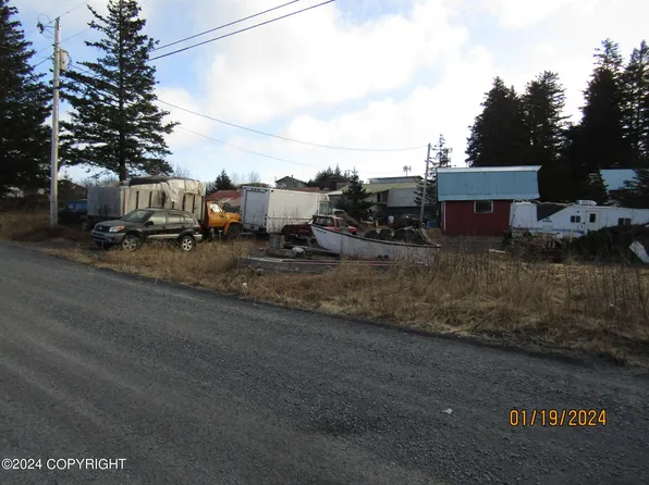 3054 Melnitsa Ln, Kodiak, AK 99615