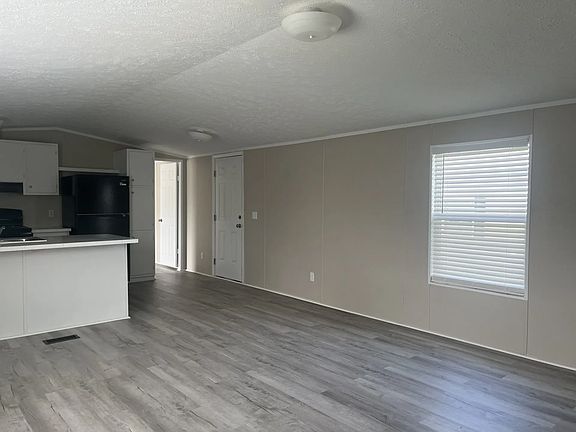 4th image of 1151 Hunters Mountain Pkwy