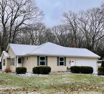4089 Blueberry Ln, Fort Gratiot, MI, 48059