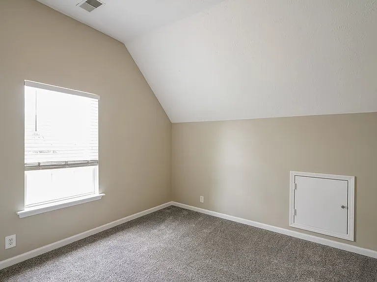 3076 Ace Wintermeyer Dr — Photo 12