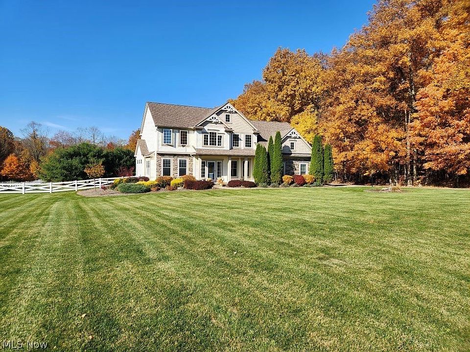 1st image of 5374 Maplewood Farm Dr
