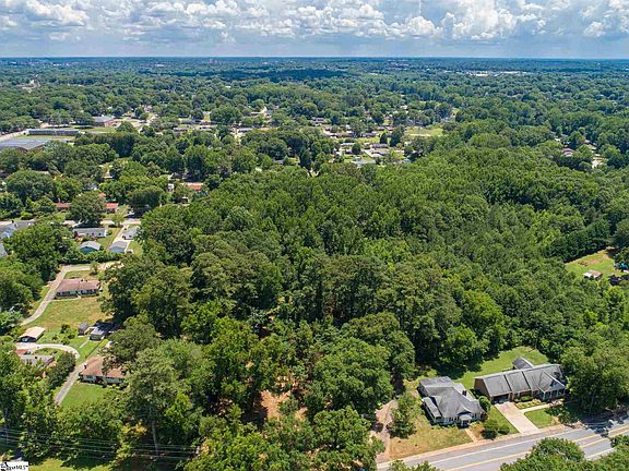 4th image of 117 Berea Dr
