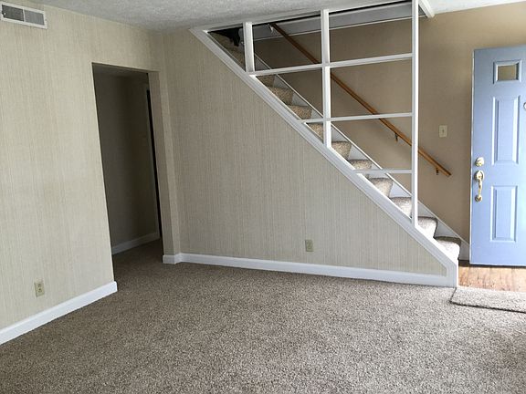 3rd image of 1196 Curtis Ave