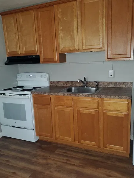 2 bed, $1,200 — Photo 2