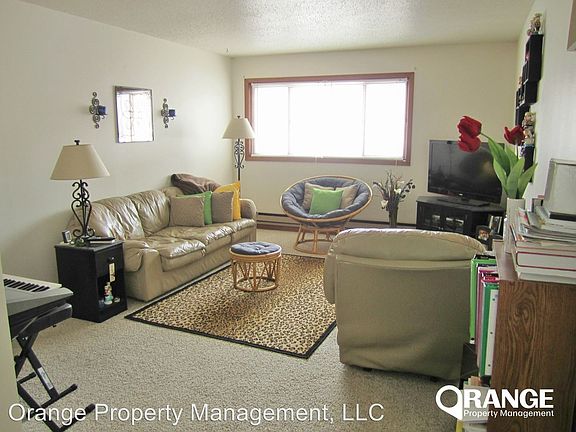 5th image of 1102 Loy Ave APT 1