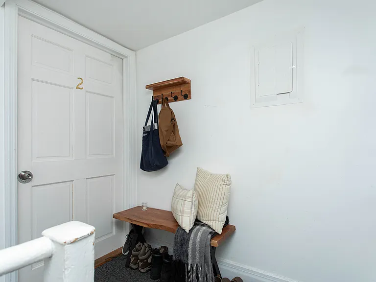 590 N Broadway #2 — Photo 13