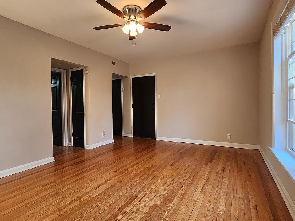 1st image of 1026 Sanford Ave