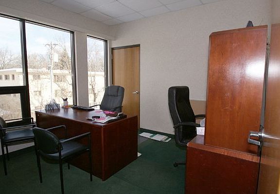 Office 1 Up
