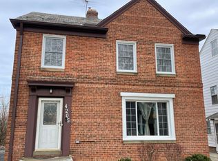 4205 Bushnell Rd, University Heights, OH 44118