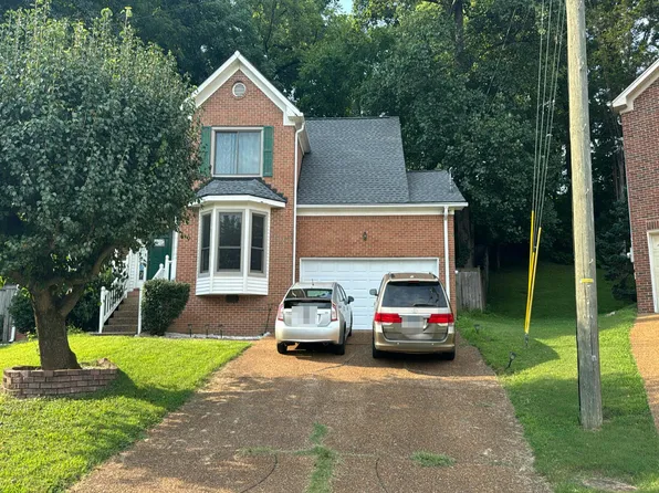 105 Muir Ct, Old Hickory, TN 37138