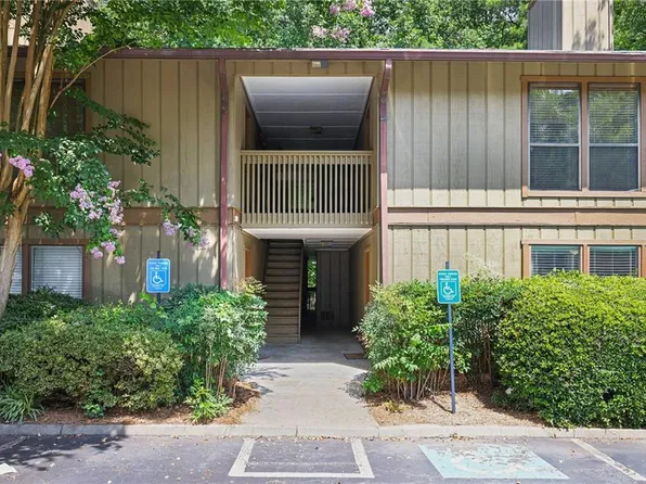 1014 Dunbar Dr, Atlanta, GA 30338