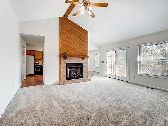 4th image of 7510 Fairwayglen Dr