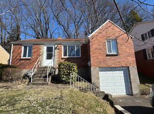 22 Meadowbrook Ave, Greensburg, PA 15601