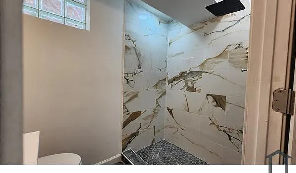 3 bed, 1400 sqft, $2,995 — Photo 3