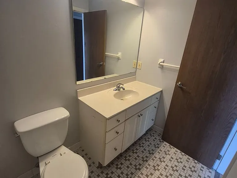 8340 E Main St — Photo 10