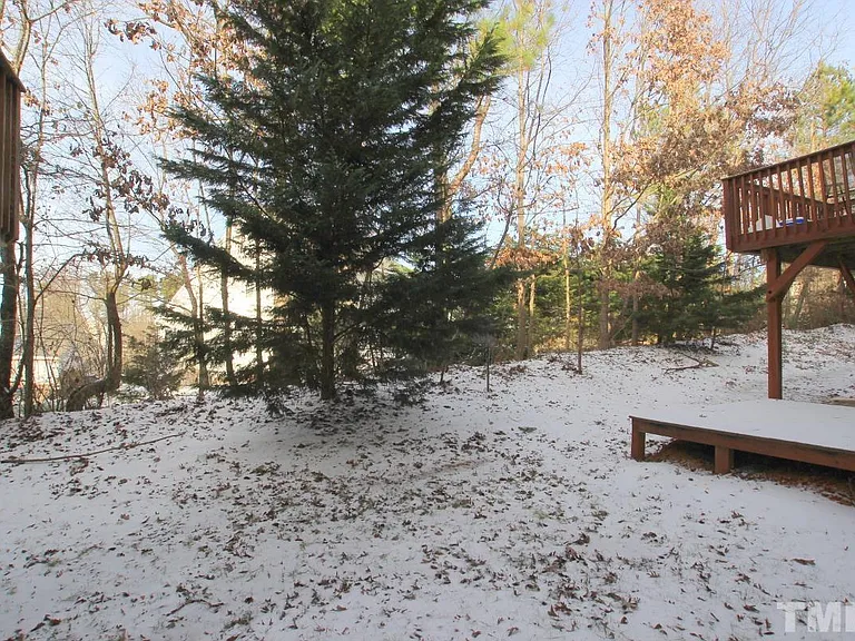 2840 Barrymore St #103 — Photo 16