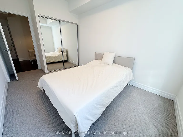 35 Balmuto St #2208 — Photo 12