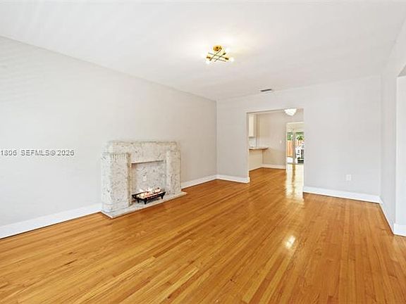 4th image of 4355 SW 2nd St #4355