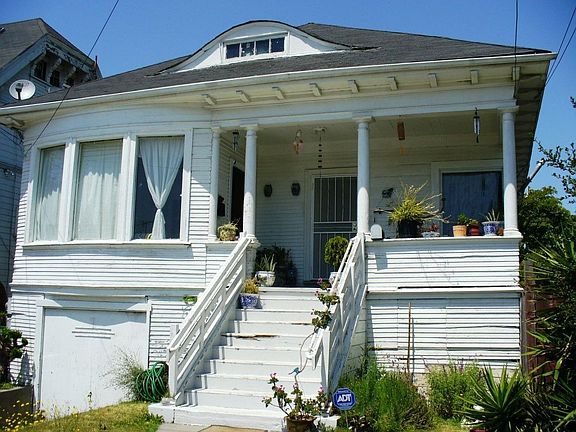 2429 Buena Vista Ave