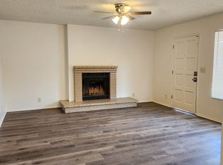 6013 Fairfax Rd APT A, Bakersfield, CA 93306