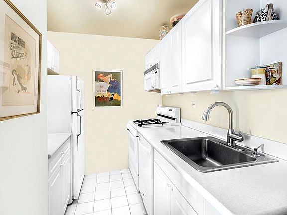 4th image of 170 W End Ave APT 15T