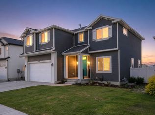 3737 N Deepwater Dr, Eagle Mountain, UT 84005