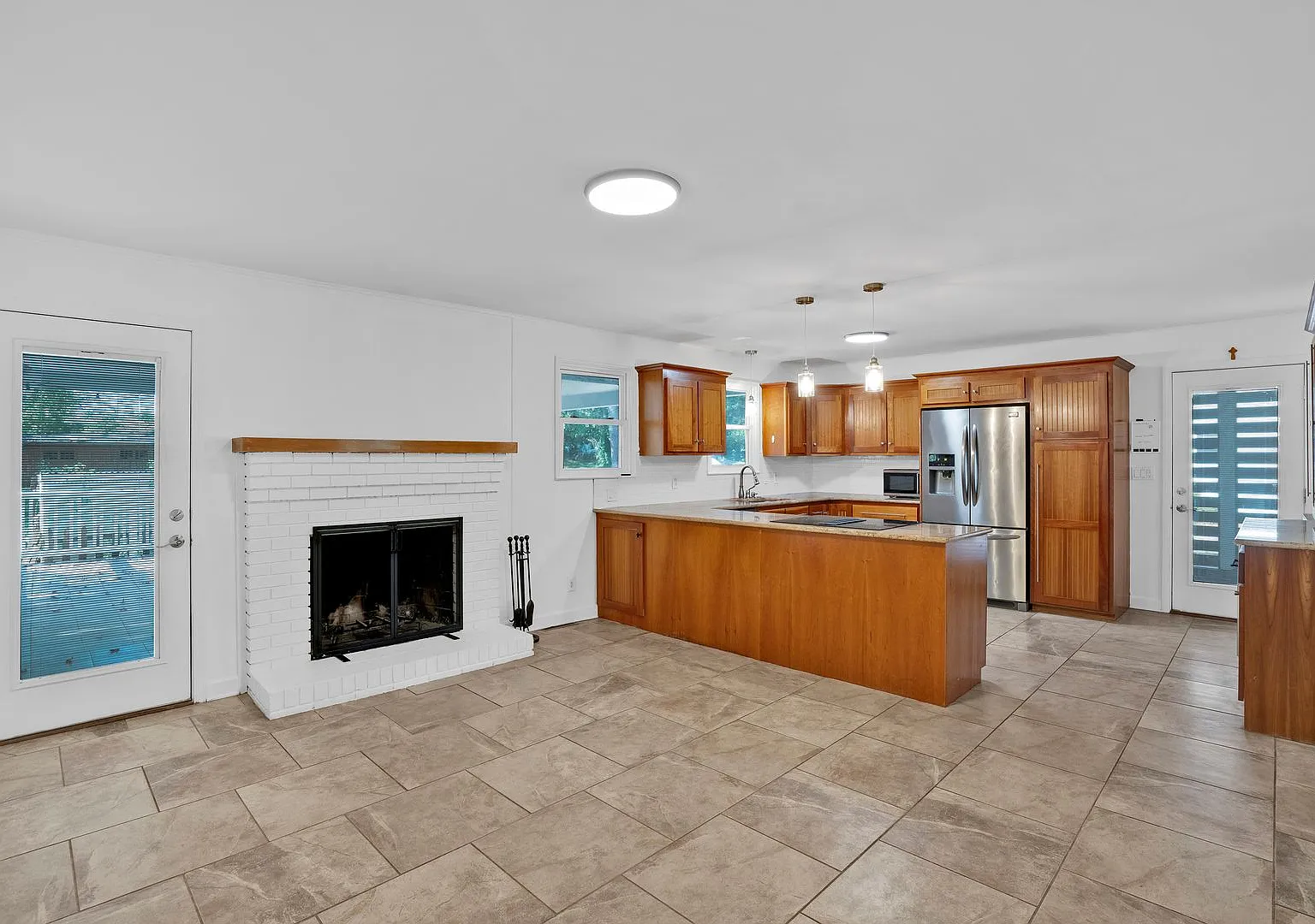 Greenville, 3BD/2, 1379SF — Photo 4