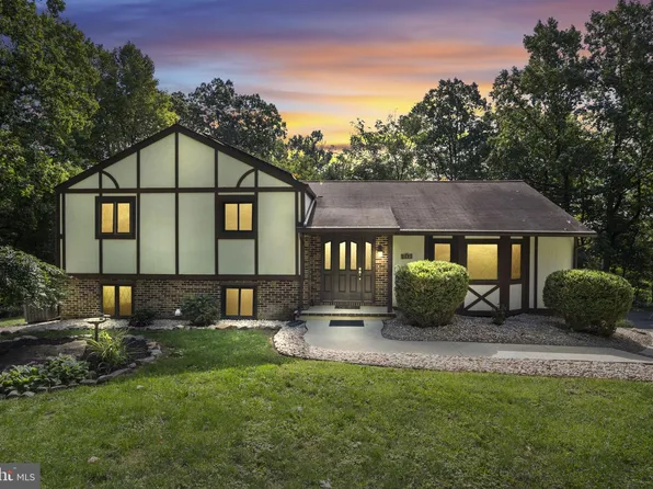 2251 Longs Gap Rd, Carlisle, PA 17013