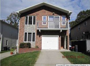 951 Ramona Ave, Staten Island, NY 10309