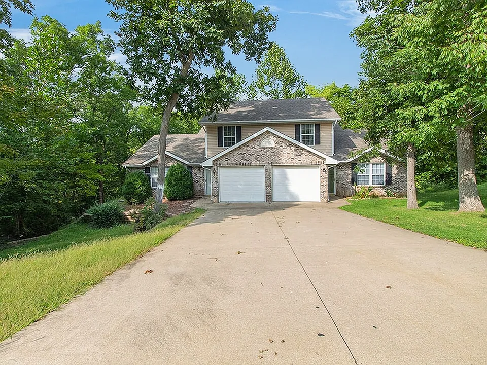 5340-5342 Godas Cir