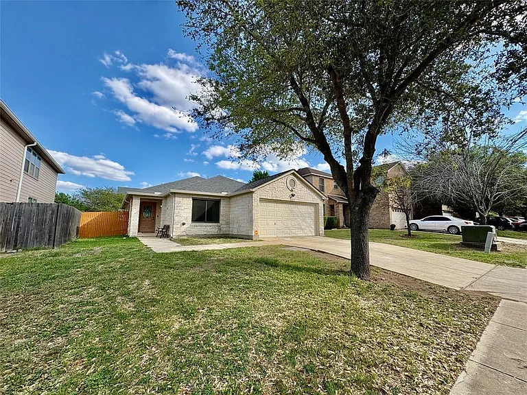 8003 Bannock Ln — Photo 2