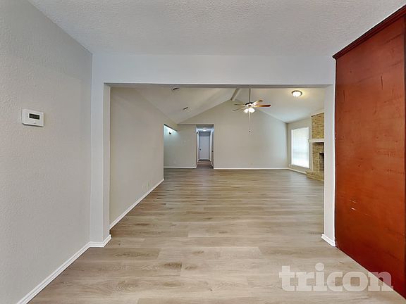 5th image of 14211 Cradlewood St