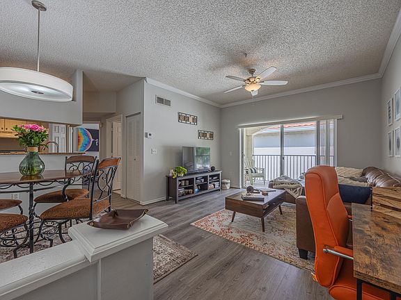 3rd image of 2412 Tuscany Way