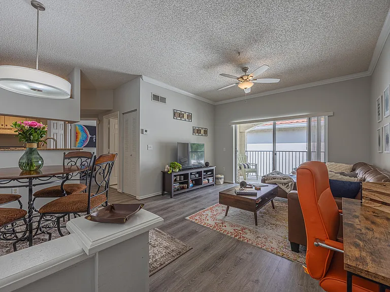 2412 Tuscany Way — Photo 3