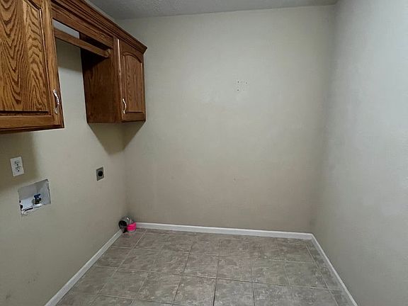 5th image of 1116 N Arlington St