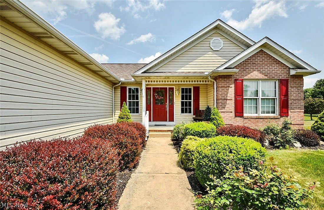 1815 Wendover Cir NE, North Canton, OH 44720 Zillow