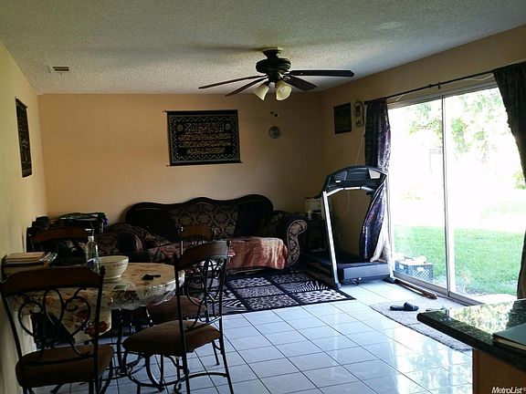 4th image of 2625 Burgundy Ct